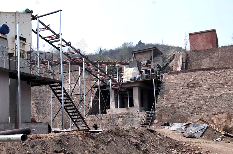 錘破加工現場 錘破加工現場